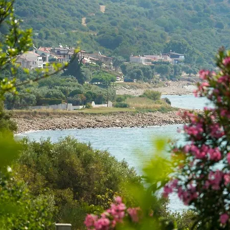 Secret Paradise *
