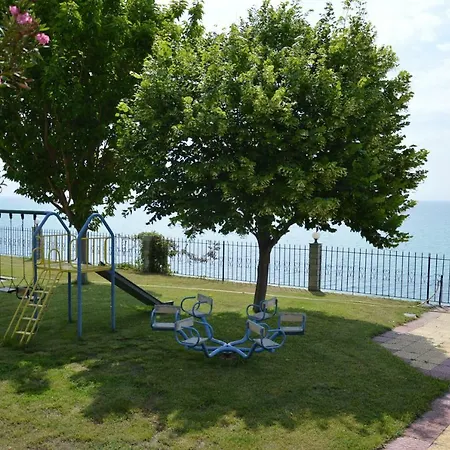 Holiday home Secret Paradise Loutra Elevtheron