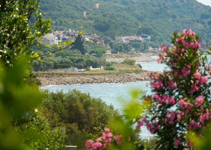 Secret Paradise *